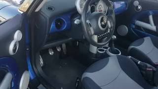 Mini COOPER S R53 (2005) blue Exterior and Interior Walkaround