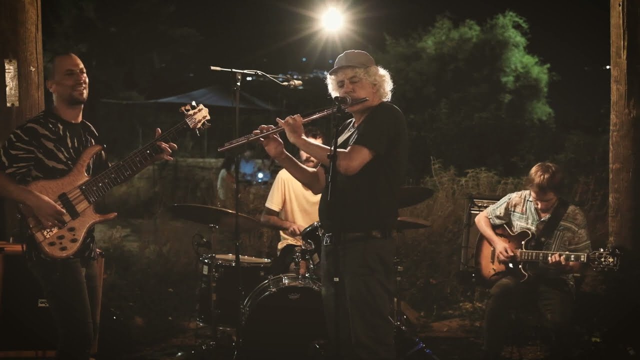 אילן סאלם בהופעה בקפה התן חלק 1