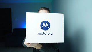 Unboxing Motorola's Surprise Christmas Gift