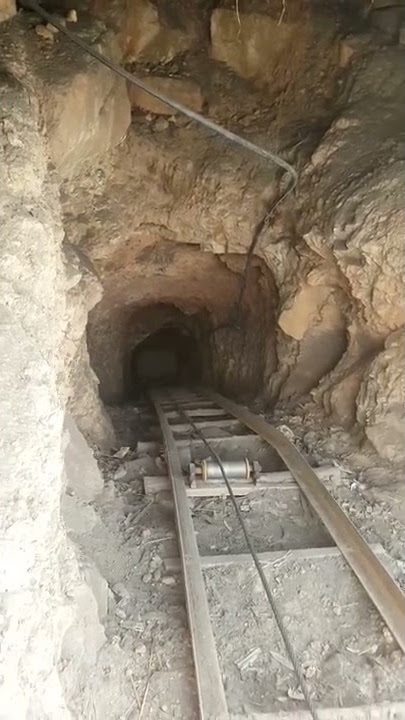 How they pull coal from mine...
