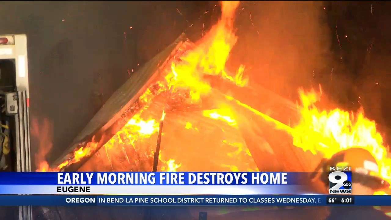 Early Morning Fire Destroys Home - YouTube