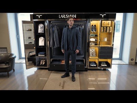 Монохромный total-look от Larusmiani и Tod’s от стилистов Лакшери Store.