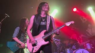 Born Rockin’- Tyler Bryant & the Shakedown | “Electrified” album release show