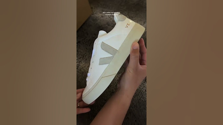 that fresh out of the box feeling 🤍⁣⁣ shop Veja campo trainers via link in bio ⁣📸 IG: michelleorgeta