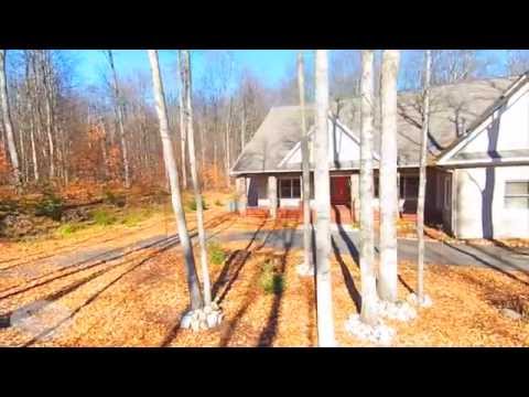 721 Country Knolls Dr., Harbor Springs, MI home video tour
