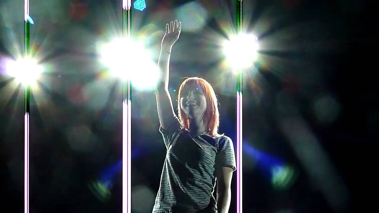 Feeling Sorry - Paramore in Brisbane 17.10.10 [HD]