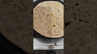 bhai log skip mat karna #viralvideo #cooking time  #making aloo paratha #