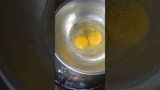طهى البيض بدون  مواد دهنية وماء