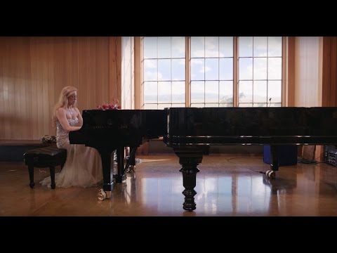 Svetlana Smolina plays Scriabin: Fantasy in B minor (Barn)