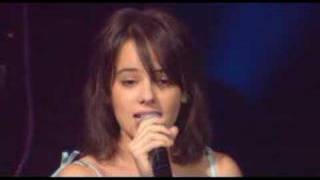 Video thumbnail of "Alizée - L'E-mail a Des Ailes (Live - En Concert 2004)"