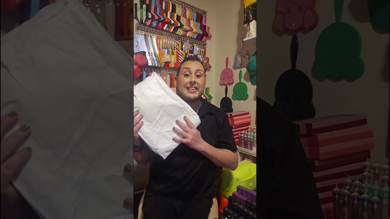 Jeffree Star Cosmetics TikTokLive Mystery T-Shirts Unboxing 