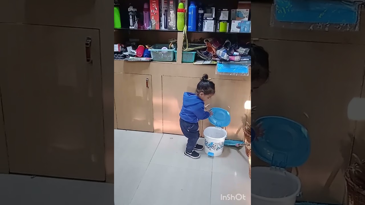 shibu on shopping/dustbin lover