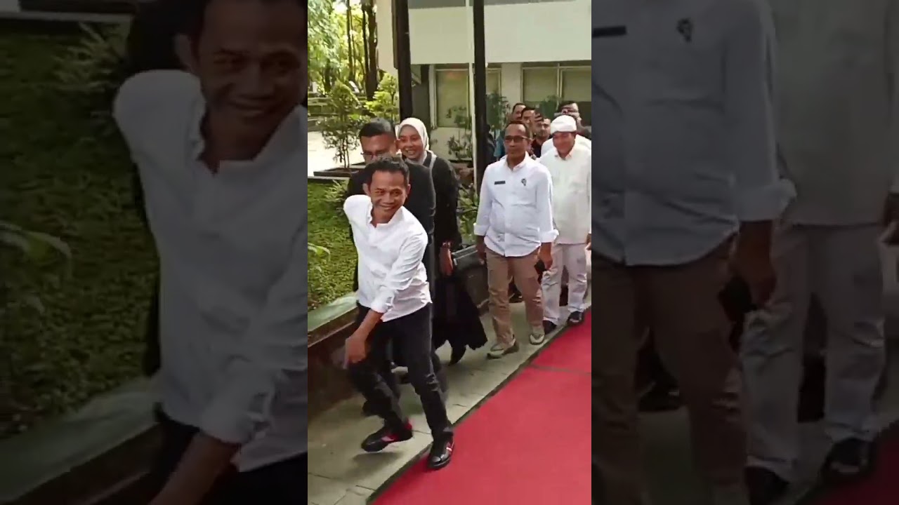 Adab Mulia Om Zein Bupati Purwakarta ke Gubernur Jawa barat Kang Dedi Mulyadi 