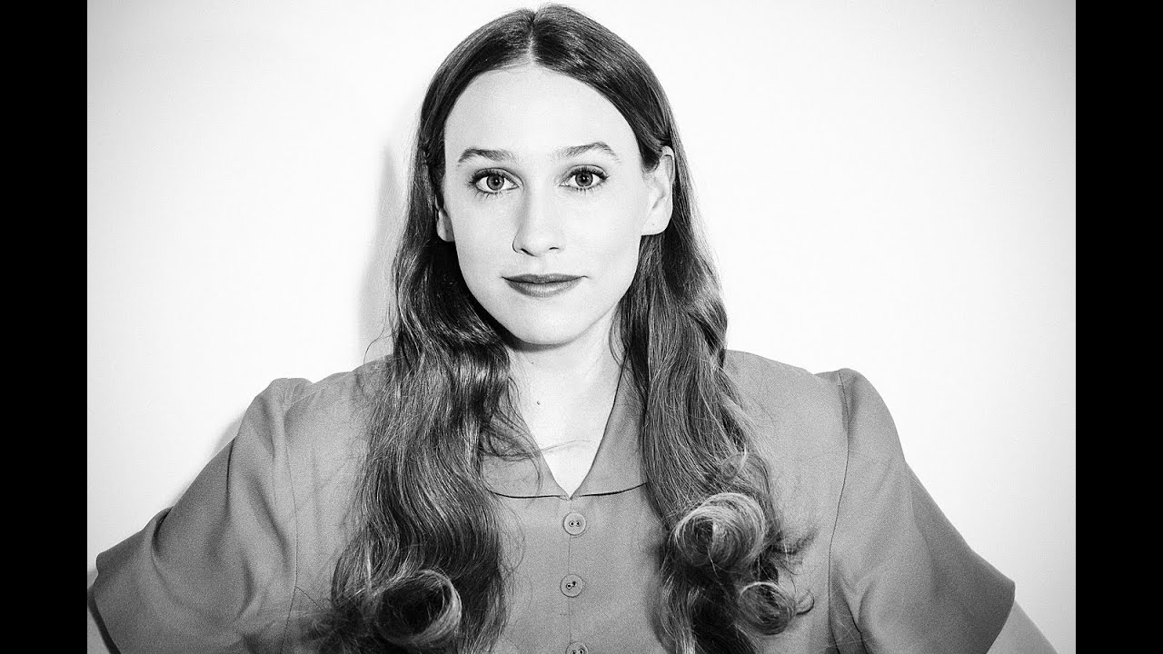 Sarah Sutherland Go-See Interview