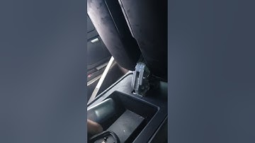 2005-2009 Audi D3 A8 S8 middle console arm rest removal.