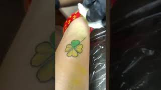 Clover leaf color tattoo making complete tutorials (blending three colors)