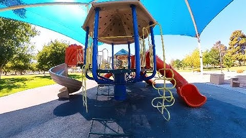 Insta360 X3  -  Park Playground Gym