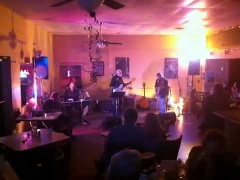 121231 Dos Mama's - R. Mutt Blues Band