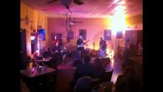 121231 Dos Mama's - R. Mutt Blues Band