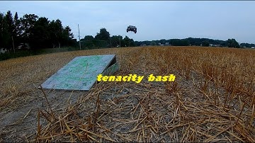 Losi Tenacity bash