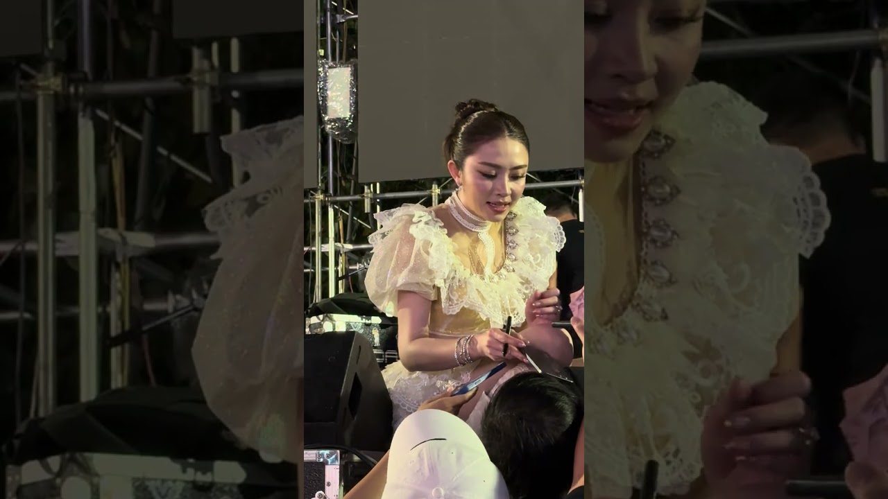 พบปะพูดคุยแฟนคลับfc - #แอนอรดี แสดงสด วัดโคกขาม #สมุทรสาคร