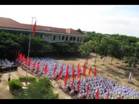 Clip Le Khai Giang truong Chuyen Quang Trung- Binh...