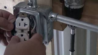 How to locate a circuit breaker 110v , a dead circuit  ( house wire  ) without ripping open wall