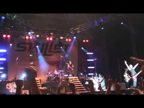 Skillet at Creation NE 2010 (Part 3)
