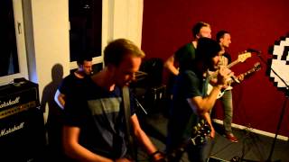 Flat Session - Times Like These [Live Cover]