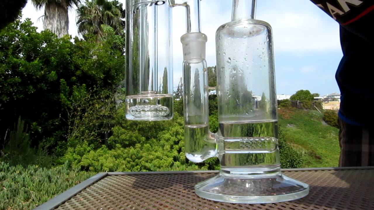 Sovereignty Stemline Mini Bent Neck Up-Grid V6 with Toro Circ Trashcatcher 2011