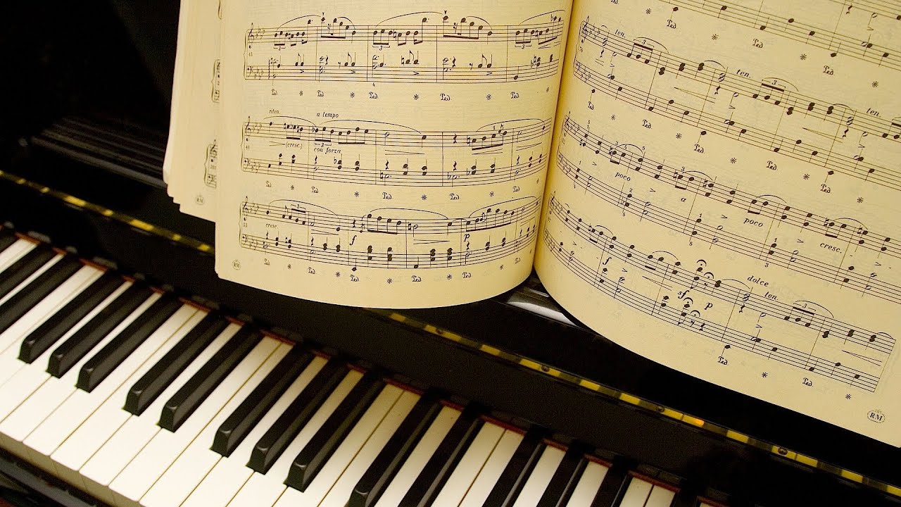 Picking the Right Song for Your Voice | Singing Lessons - YouTube