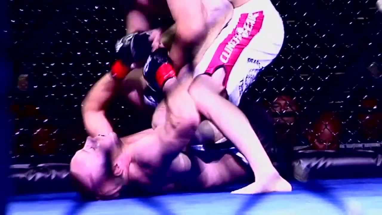 Clint Kingsbury  VS Mitch Kay