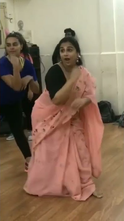vidya balan hot dance song | Vidya Balan hot