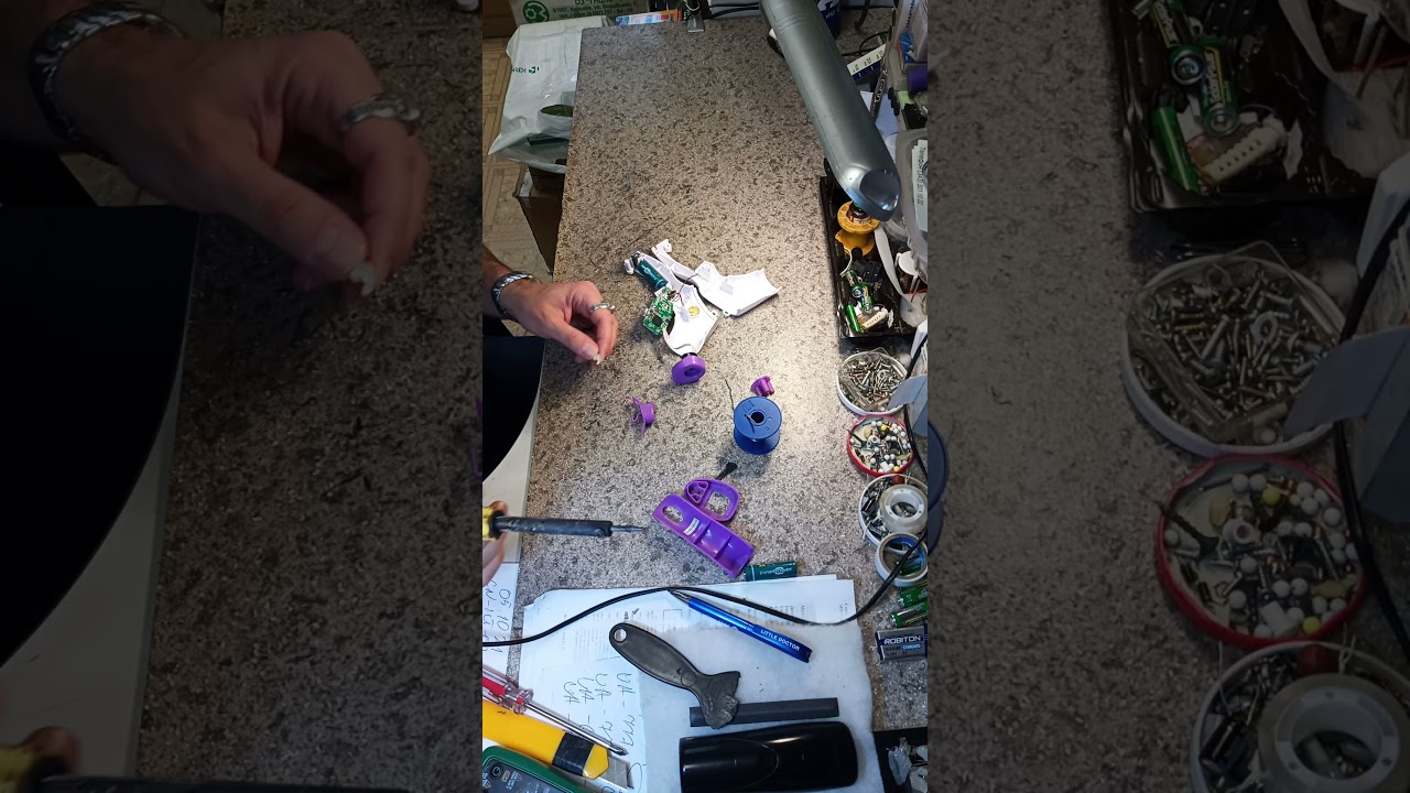 Ремонт ик термометра Швабе. Не включается. - YouTube