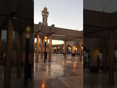 من جامع الوالدين بجمال صوته المؤذن ظافر الشهري لصلاة المغرب