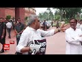 Parliament Monsoon Session | সংসদের মকরদ্বারের সামনে বিক্ষোভ, যোগ দিলেন Priyanka Gandhi Vadra