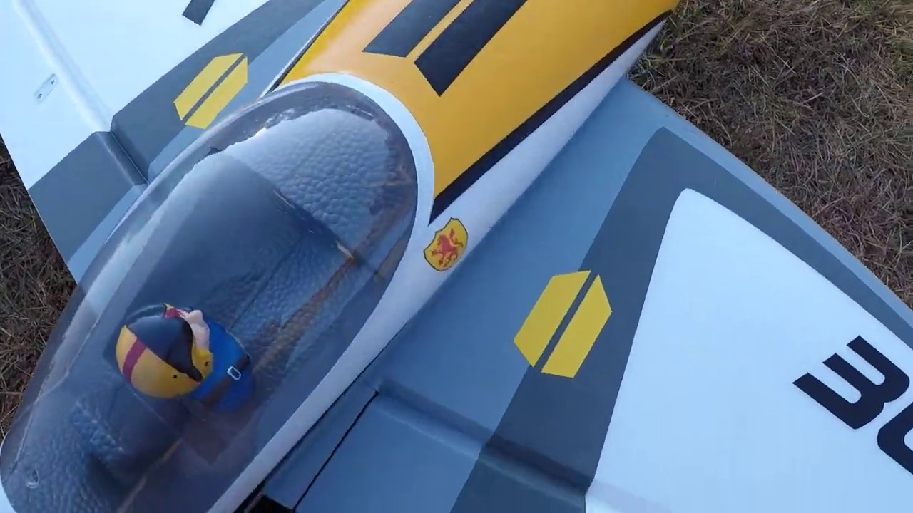 Eflite Extra 300 Flt 21 1st flight with new gear setup! Sweet! (Grnd