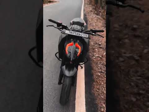 KTM Duke 390 байкер
