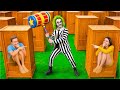 究極のかくれんぼチャレンジ と Beetlejuice | クレイジーないたずらアイデア Multi DO Smile