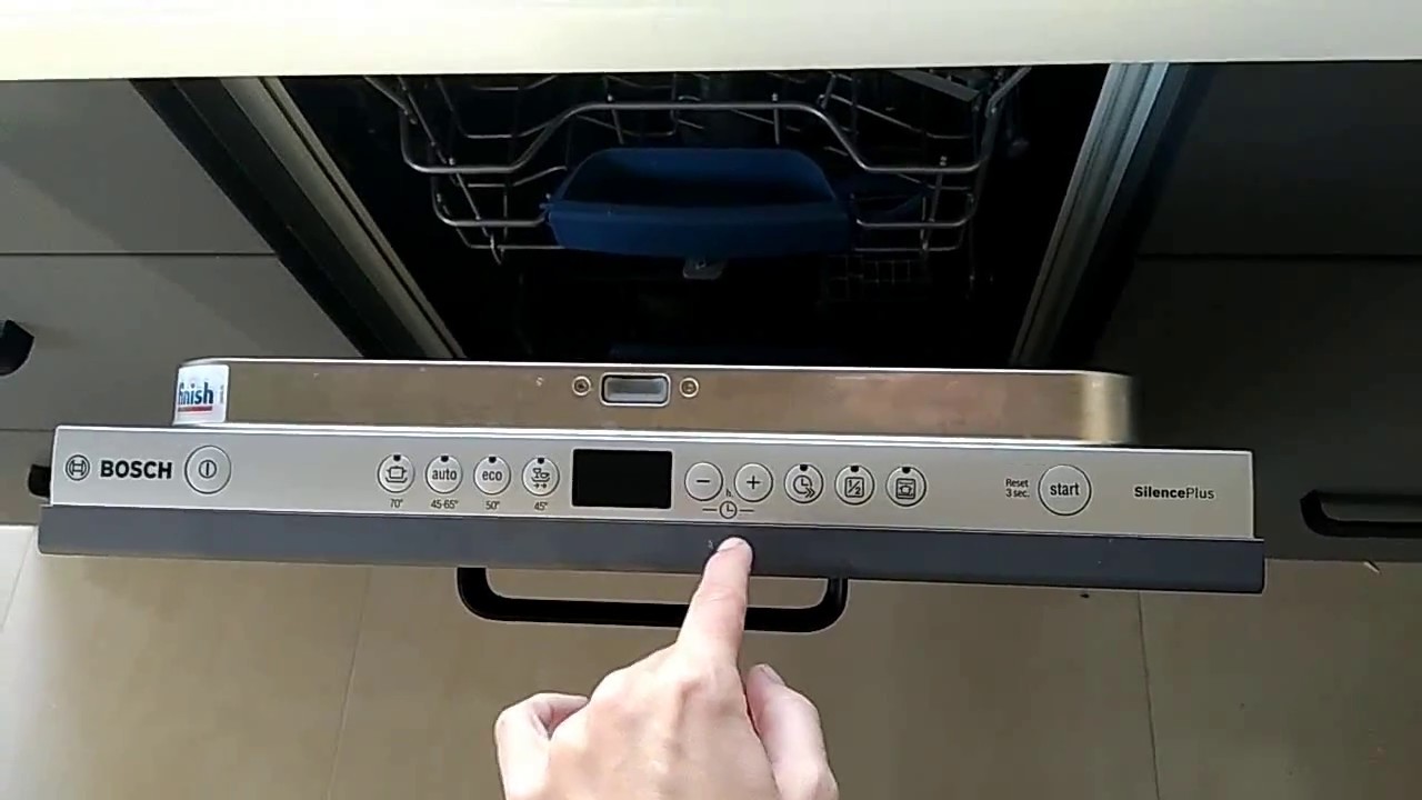 Как включить машину бош. Посудомоечная машина Siemens se 53e233. Bosch посудомоечная машина кнопки 1h. Посудомойка Сименс бош. Посудомоечная машина Bosch_SPV_43m00 кнопки.