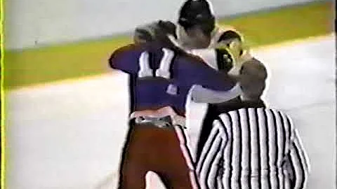 Kevin Evans #11 vs  Darwin McPherson #4 WHL Feb 2/86