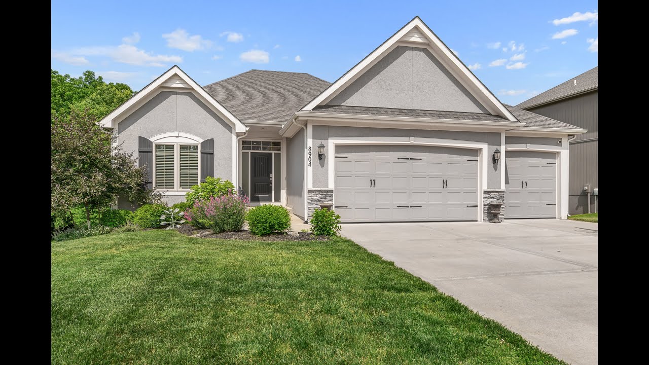 8904 N Norton Ave  Kansas City, MO