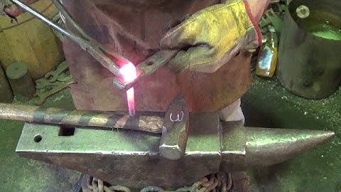 Blacksmithing - Language Alert - Need A Tool Make A Tool - Failure At Squaring Lag Heads