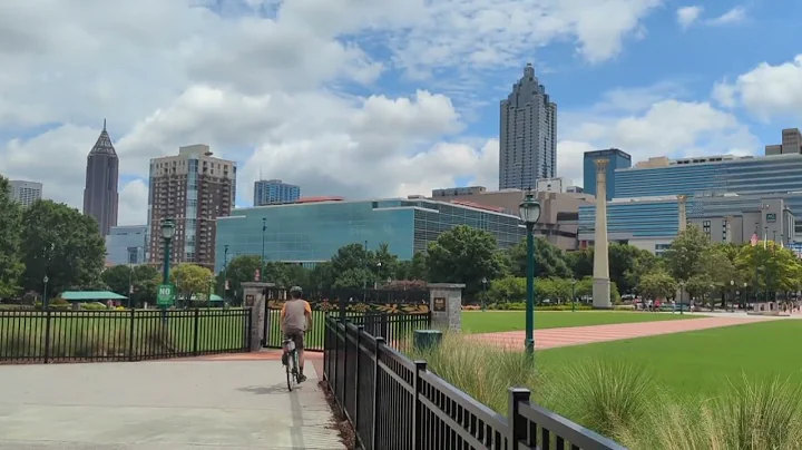 A 5 Minute Bike Ride in Atlanta: Piedmont Park, Ge...