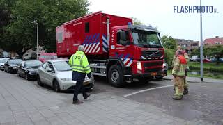 Brandweer urenlang bezig door omgevallen fosfor Van Swindensingel Schiedam