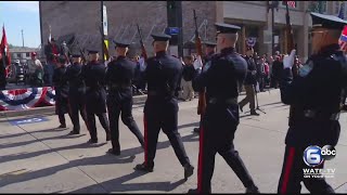 Veterans Day Celebration 2021 Veterans Day Celebration showing Knoxville's annual parade as well as ceremonies in Gatlinburg. Stay informed about what's happening in East Tennessee., From YouTubeVideos