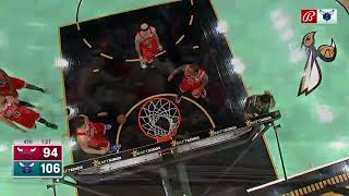 The Hornets announcer was losing it 🤣 Profile