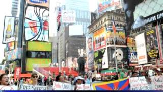 Chinese news agency gets Times Square billboard