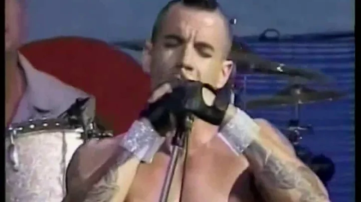 Red Hot Chili Peppers Rolling Rock Town Fair, Latrobe 2000 (Full Show)