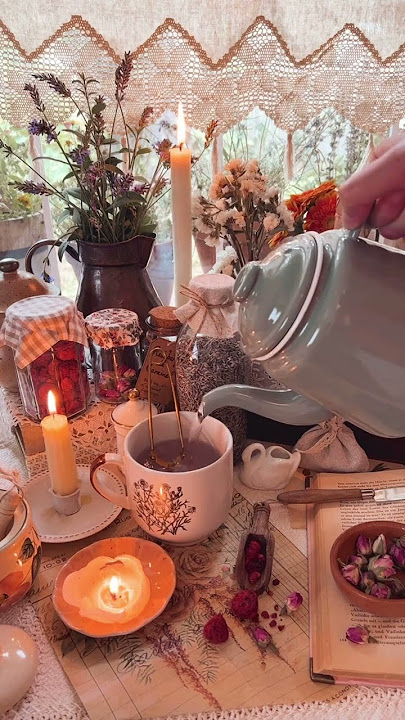 A cup of magical tea for you, because you’re special 💗🌷 #cottagecore #spring #kindredspirits
